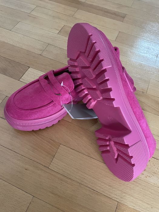 Дамски лоуфъри, цвят фуксия