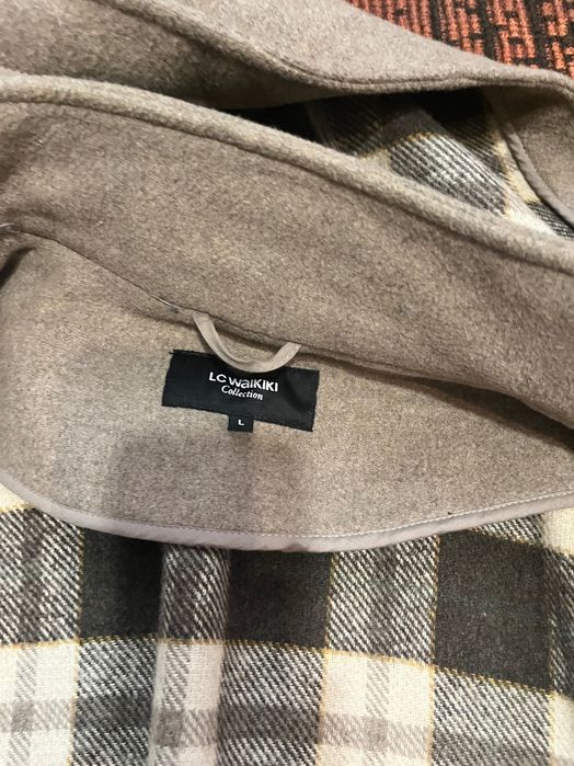 Яке с качулка вълнено