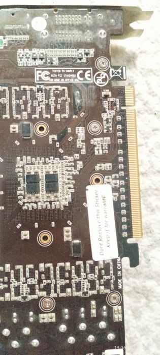 Видео карта сотилади GTX 580 текширмаган Ман манзил Сагдианада