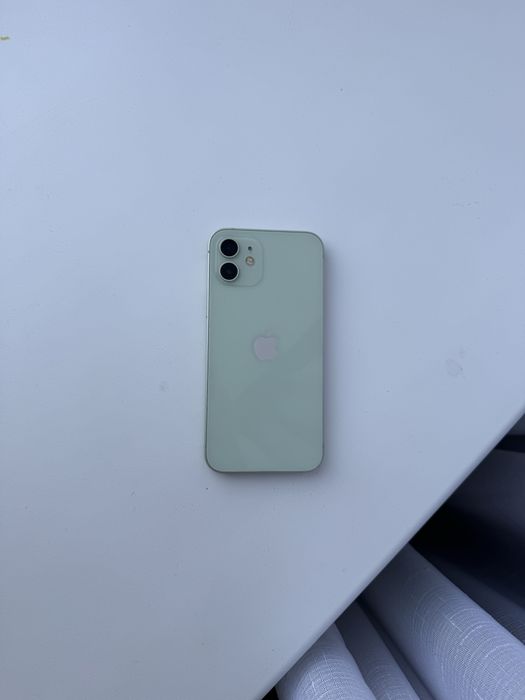 Продам айфон 12 128 гб