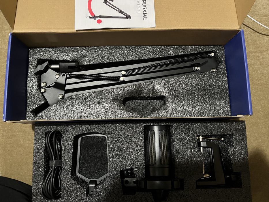 AMPLIGAME А6Т микрофон