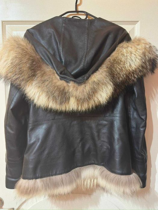 Луксозно дамско зимно палто с пух