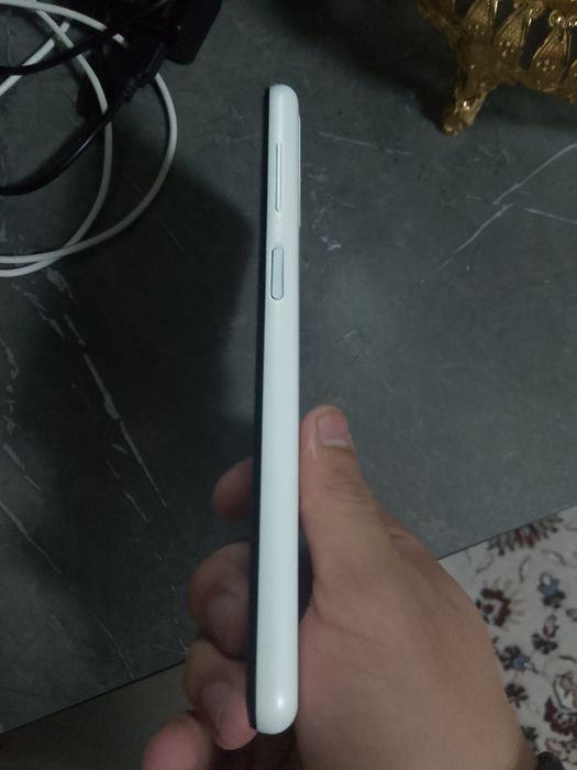 Samsung Galaxy A12 garantiyasi bor