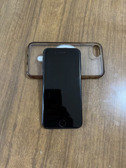 СРОЧНАЯ ПРОДАЖА!! iphone se в иделаьном состоянии 128GB!!!