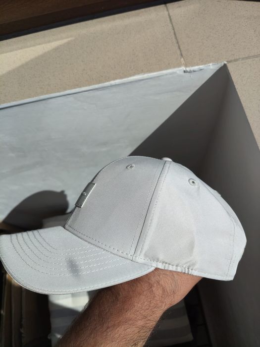 Calvin Klein Golf sapca unisex gri deschis cu logo mic OS noua originala