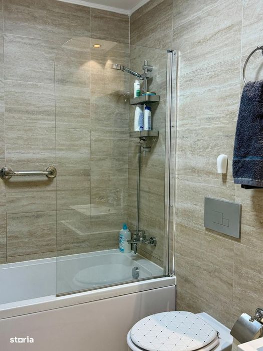 COSMOPOLIS - Apartament cu 3 camere si gradina, mobilat si utilat.