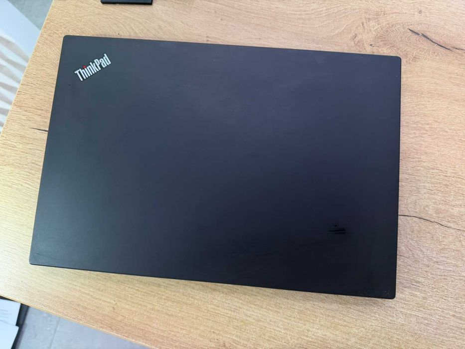 Lenovo ThinkPad T590 i5-8265U 16GB RAM SSD 256GB – Garanție 24 Luni