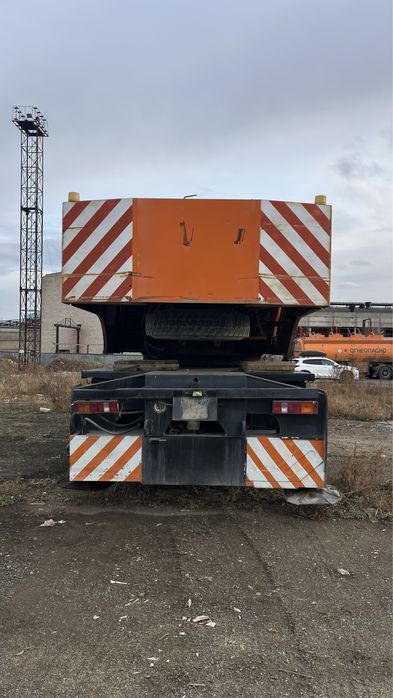 Продам авто кран 65тонн