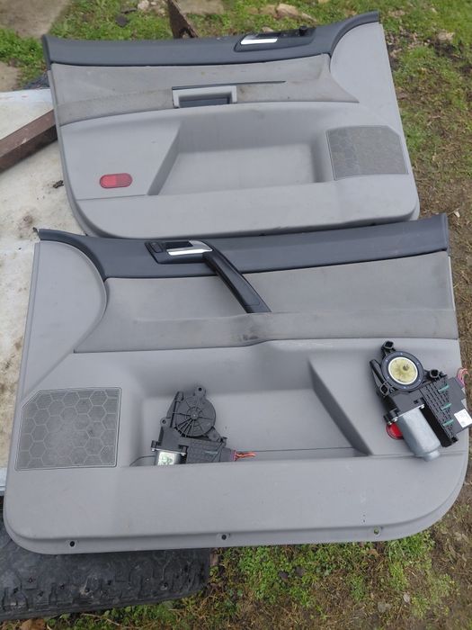 Кори за wv polo 2004 г