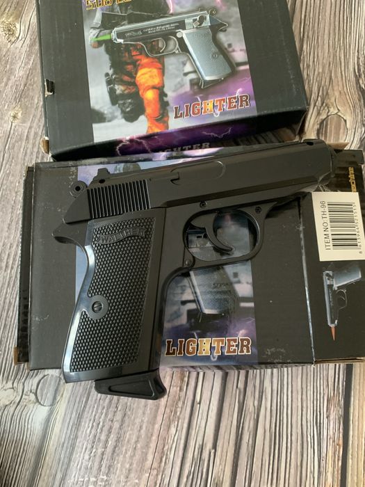 Зажигалка сувенирная