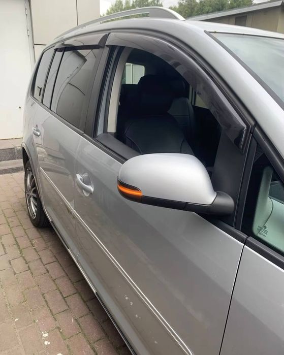 Динамични Бягащи Мигачи за Волксваген Туран /VW Touran