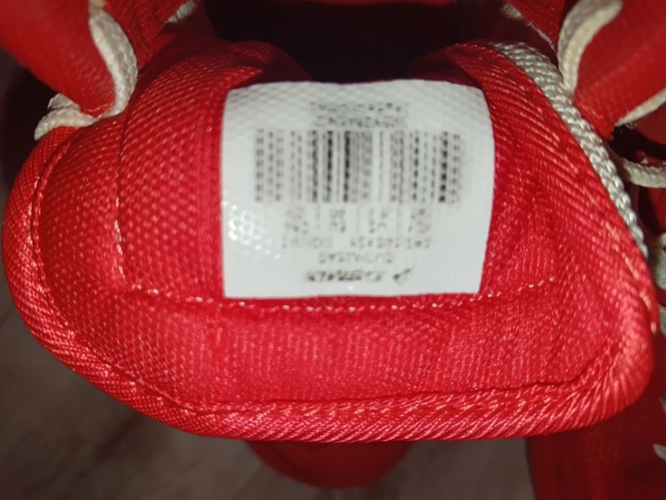 Продаю борцовки Demix