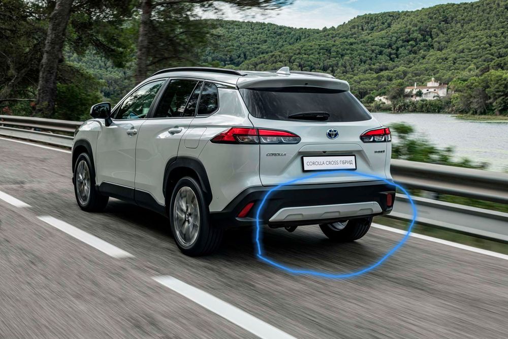 Toyota corolla cross Накладка заднего бампера