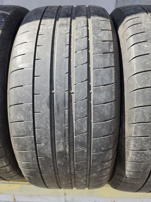 4 бр. летни гуми 285/40/21 GoodYear AO DOT 1923 5 mm