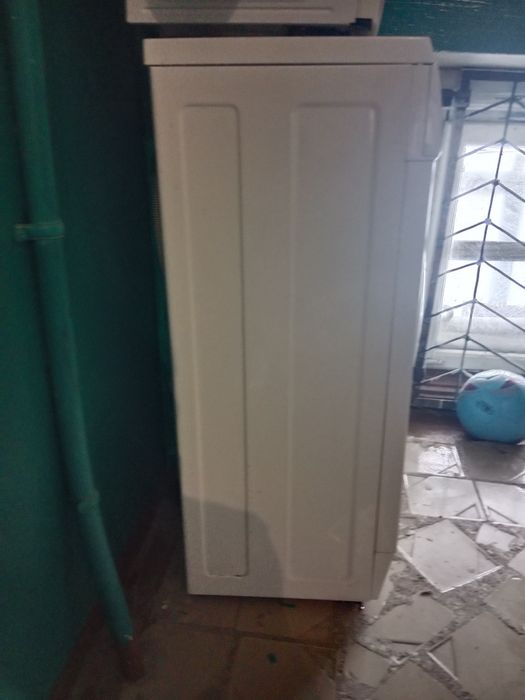 Продам стиральную машину