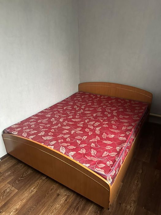 Продам кровать в хорошем состоянии