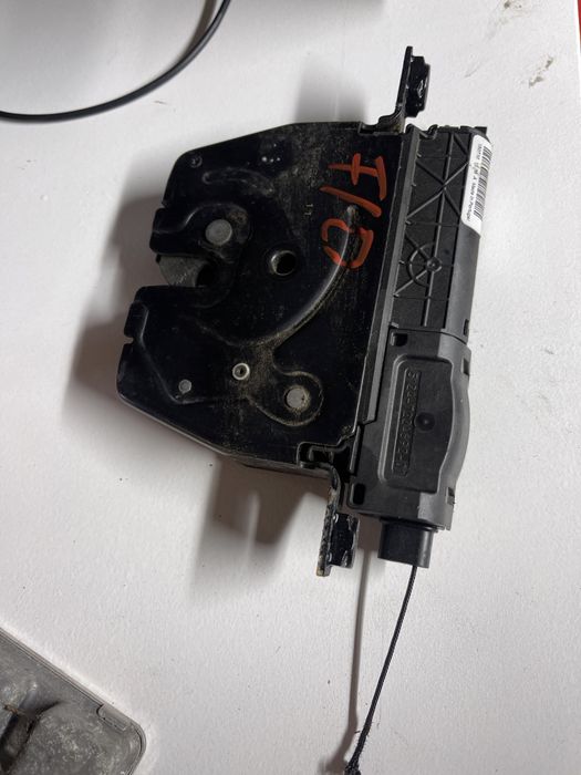 Broasca haion bmw f10 inchidere portbagaj bmw f10