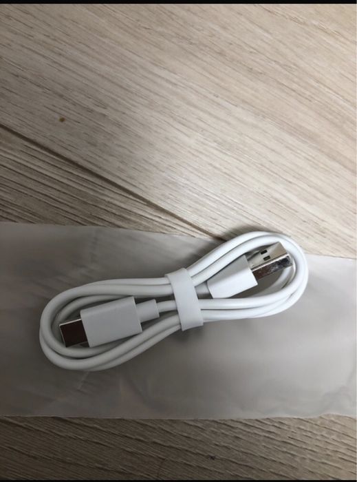 Difuzor portabil Wanderbliss alb young living