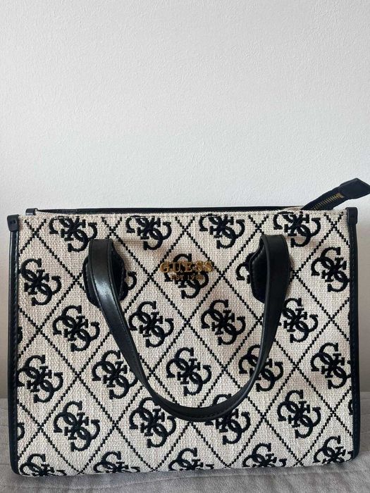 Geanta originala Guess de dama