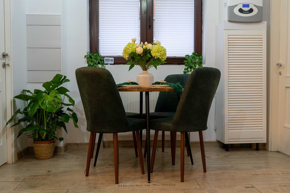 Apartament 3 camere - Central - De închiriat