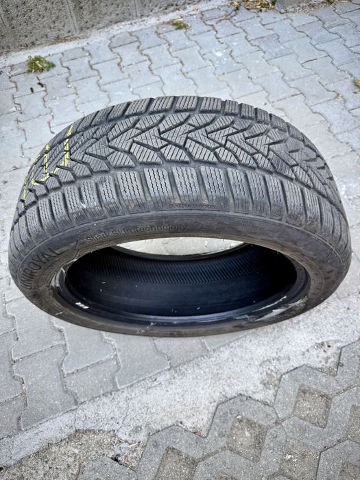 Зимни гуми на един сезон UNIROYAL 235/50/R19