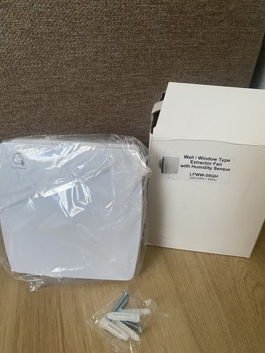 Ventilator 100 mm, alb, consum 12W, elegant