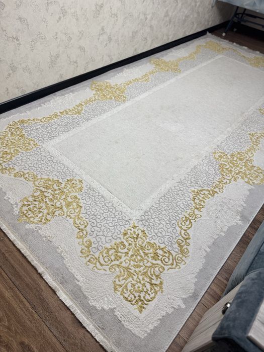 Продам ковёр самовывоз