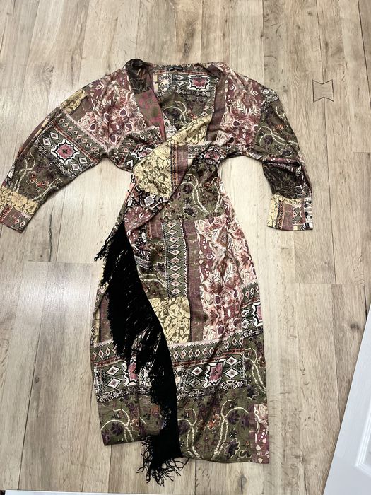 Рокля Zara ефектна