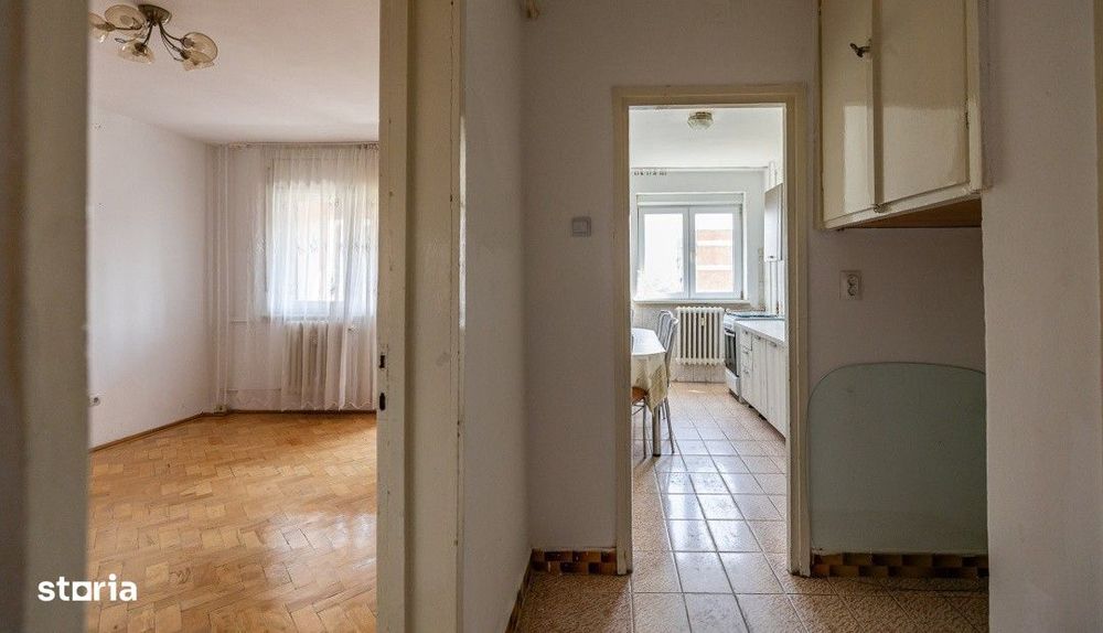 Apartament 2 camere, decomandat , Compelxul Studentesc