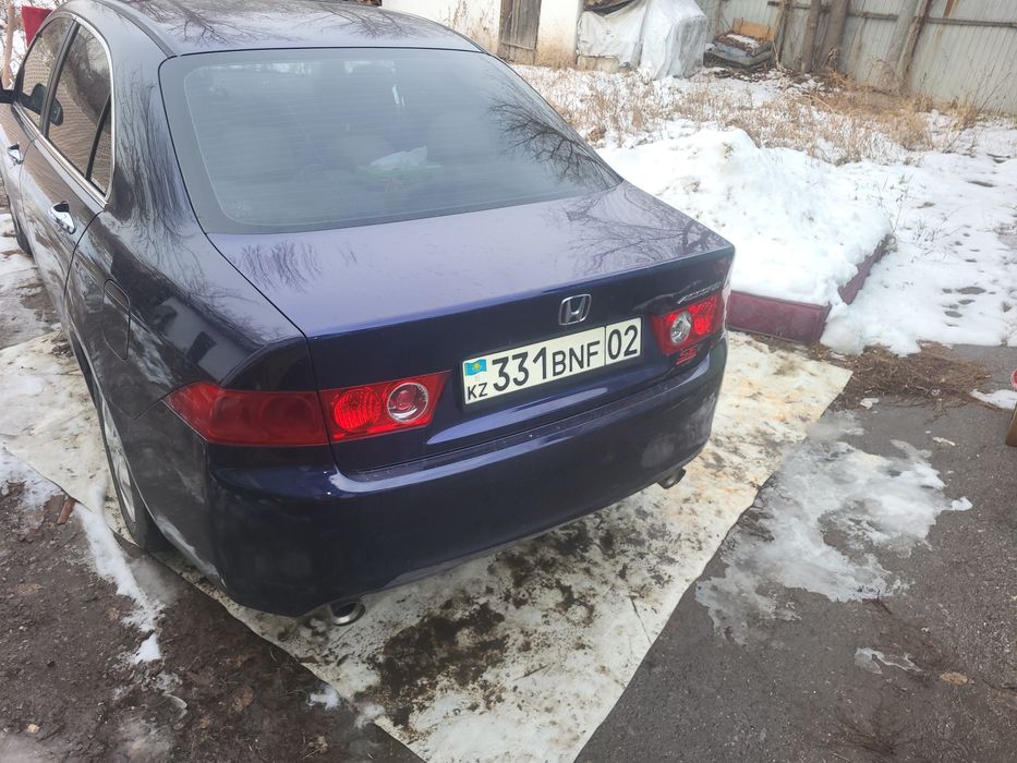 Продам хонда аккорд срочно