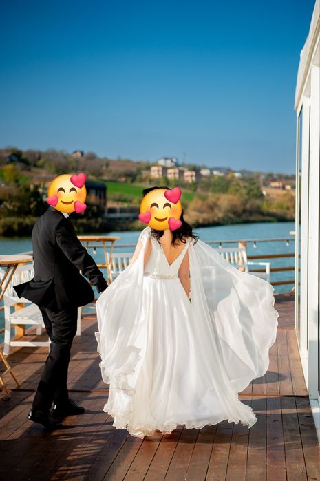 Vand rochie de mireasa La Mode Toujours