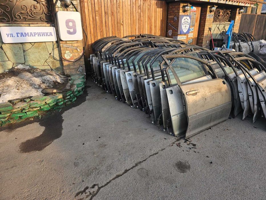 Двери Lexus Rx300 Toyota Harrier