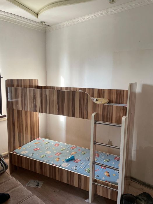 Жаңа төсек жағдайы жақсы.