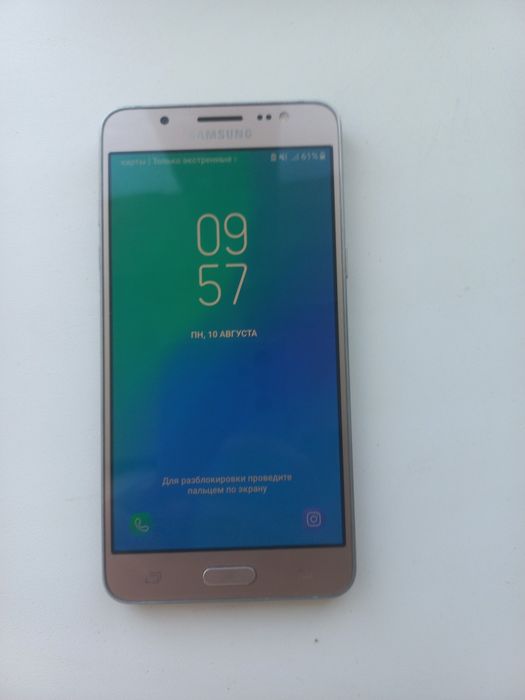 Продам samsung galaxy j5