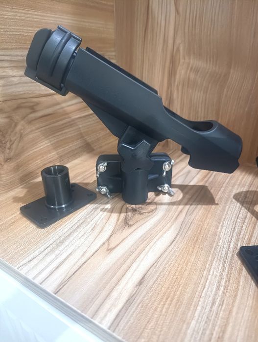 Стойка за въдици за лодка