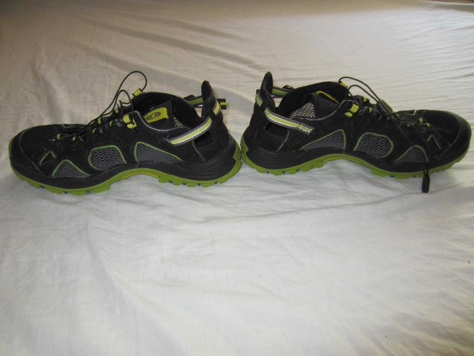 Sandale Salomon Tech Amphibian 3, marimea EUR-41,3 US-8 UK-7.5 JPN-26 stare f. buna  Atentie: LIPSA una din cheile inchidere siret