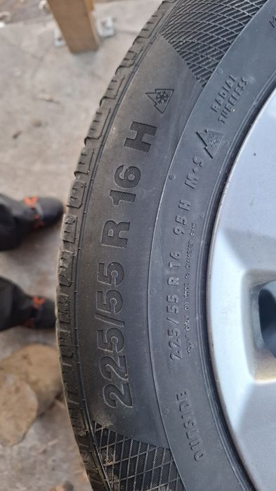 Vând jante cu tot cu cauciucuri