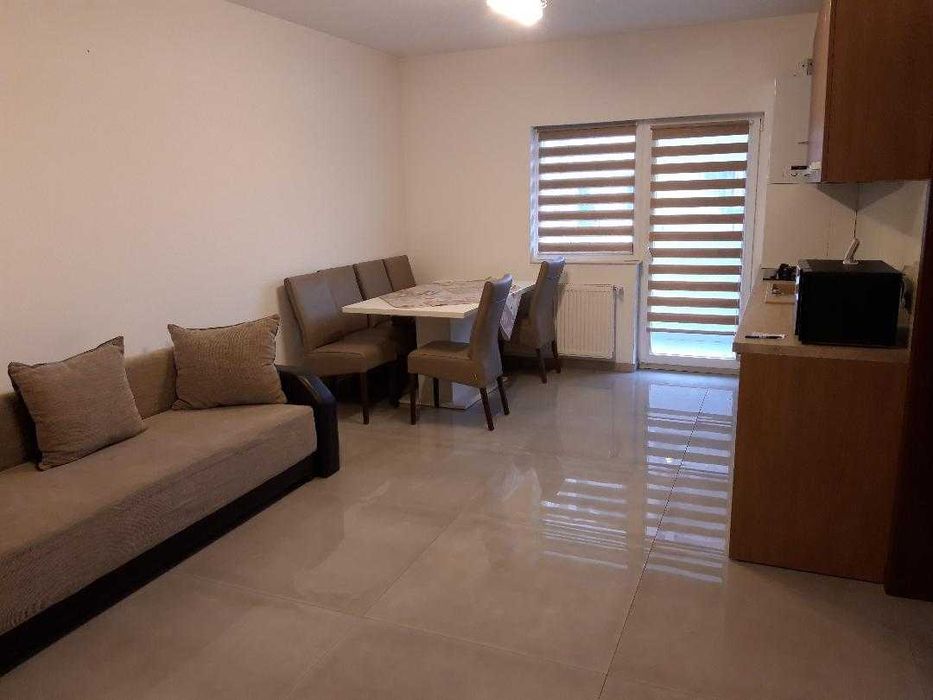 Inchiriez apartament 2 camere in Apahida zona Pietroasa