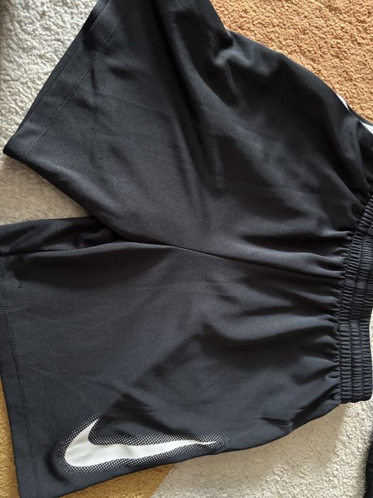 Къси панталони Nike