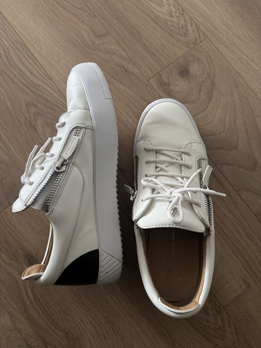 Обувки Giuseppe Zanotti