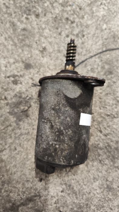 Моторче за  разпределителни валове бмв N52