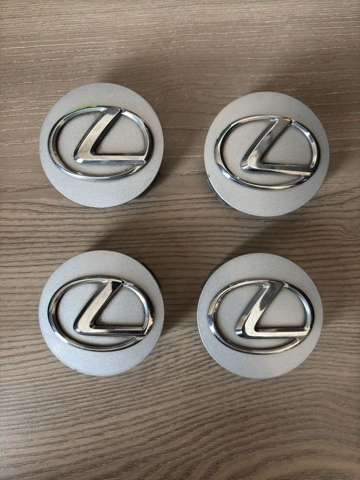 Оригинални капачки за джанти за Лексус