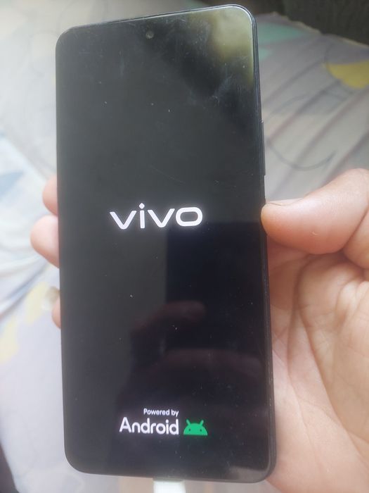 Продам VIVO Y28 256гб