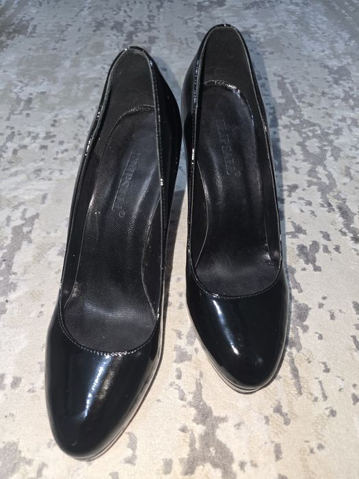 Стильные туфли 40 размера
