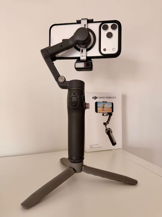 DJI Osmo Mobile 8 Advanced Tracking Combo – Чисто Нов, Пълен Комплект + Подарък