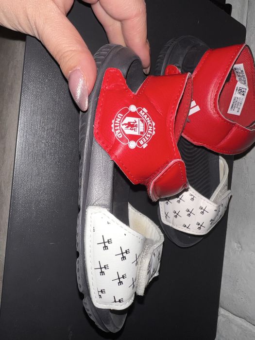 Детски сандали Adidas Manchester United