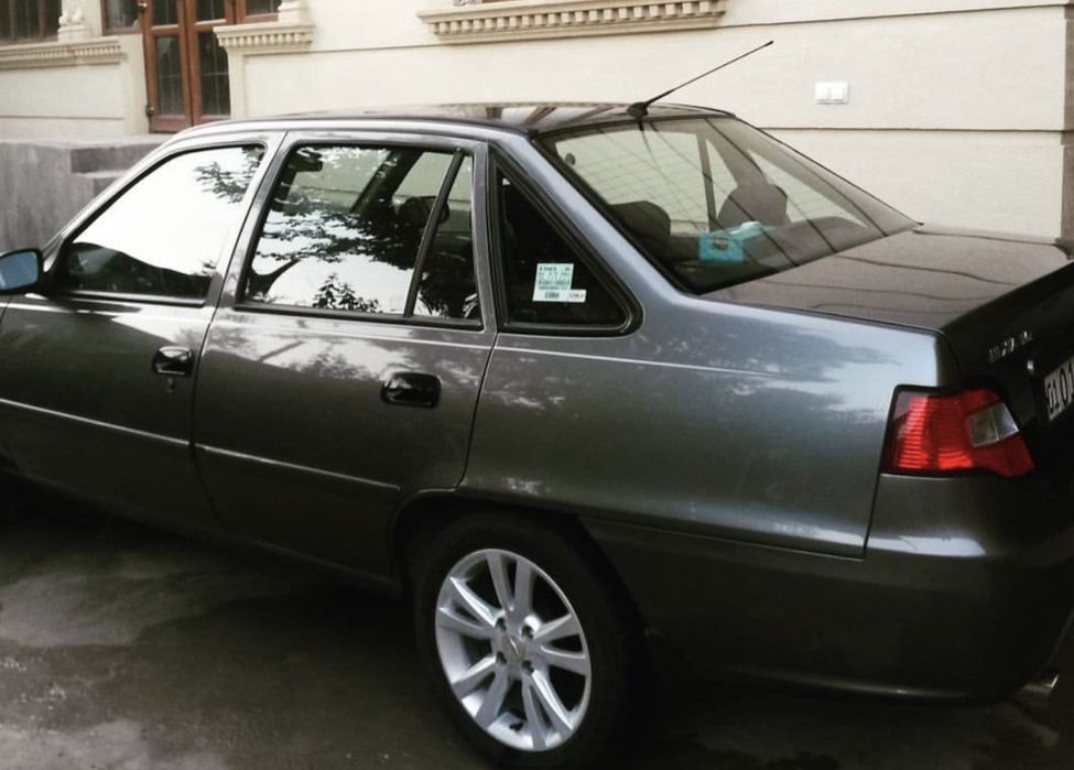 Nexia 2 donc 1.6 2015йил Мокрий асфалт