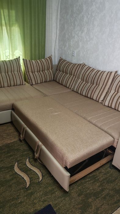 Продам диван угловой+кресло