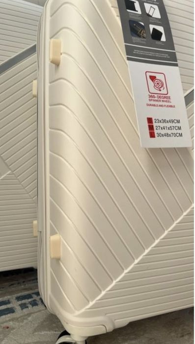 Чемодан чемодан.