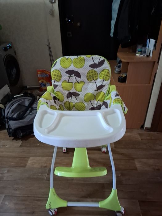 Стульчик для кормление